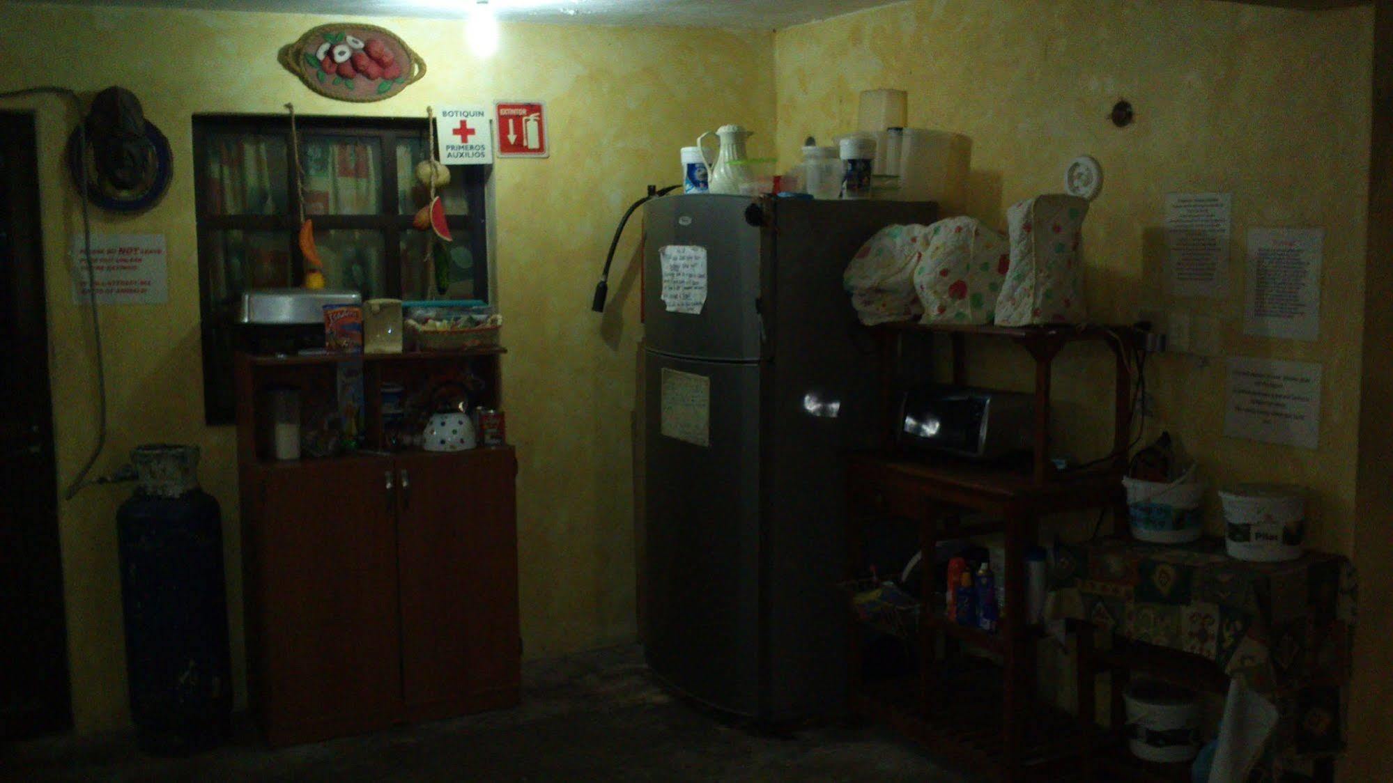 Amigos Hostel Κοζουμέλ Εξωτερικό φωτογραφία